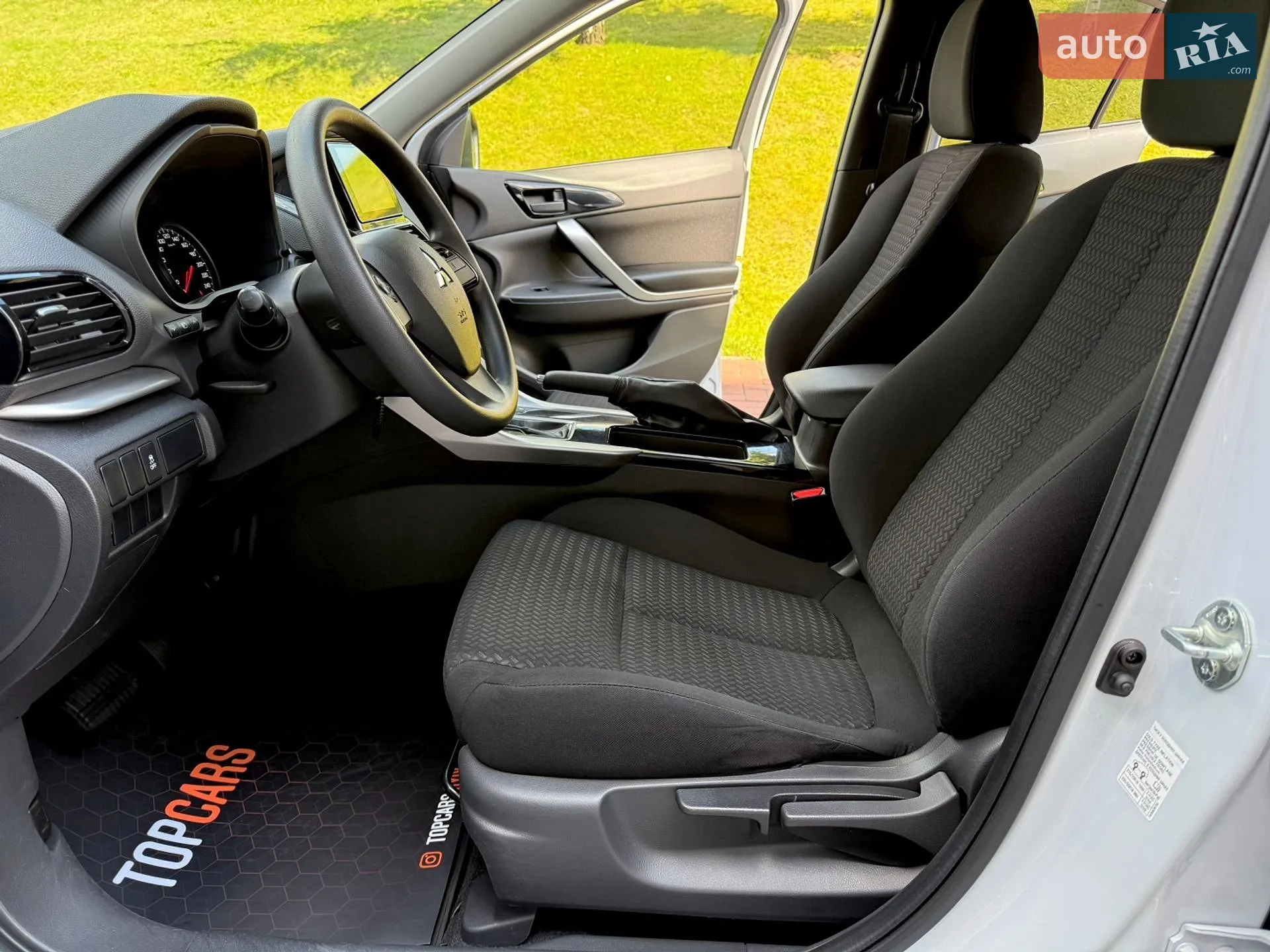 2021 Mitsubishi Eclipse Cross - мініатюра 48