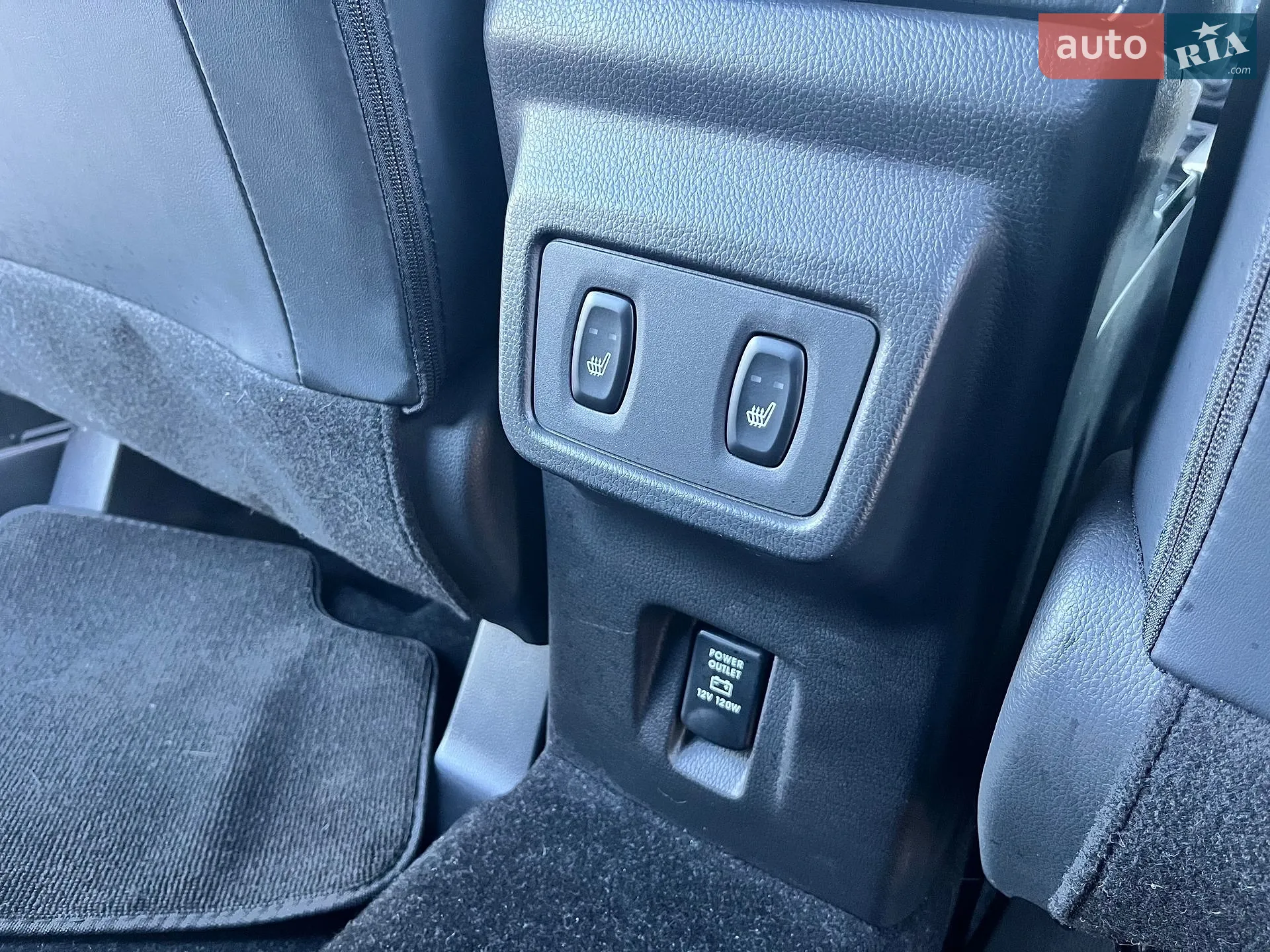 2021 Mitsubishi Eclipse Cross - мініатюра 28