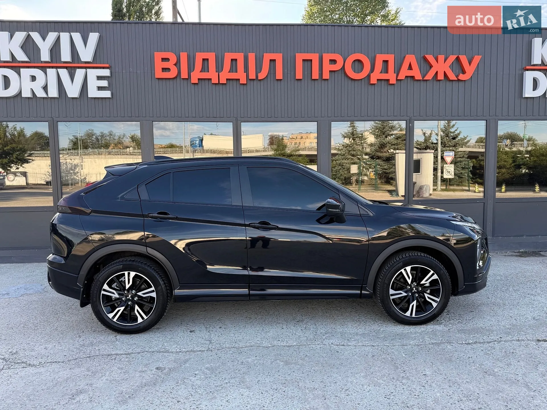2024 Mitsubishi Eclipse Cross - мініатюра 17
