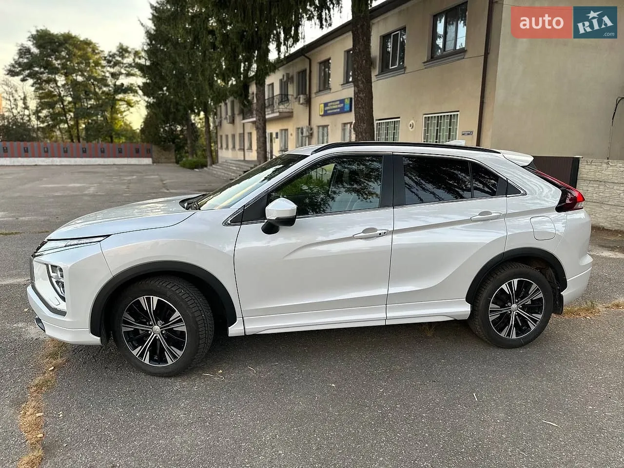 2021 Mitsubishi Eclipse Cross - мініатюра 5