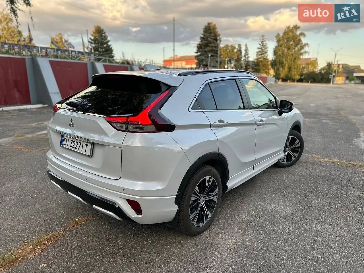 2021 Mitsubishi Eclipse Cross - мініатюра 3