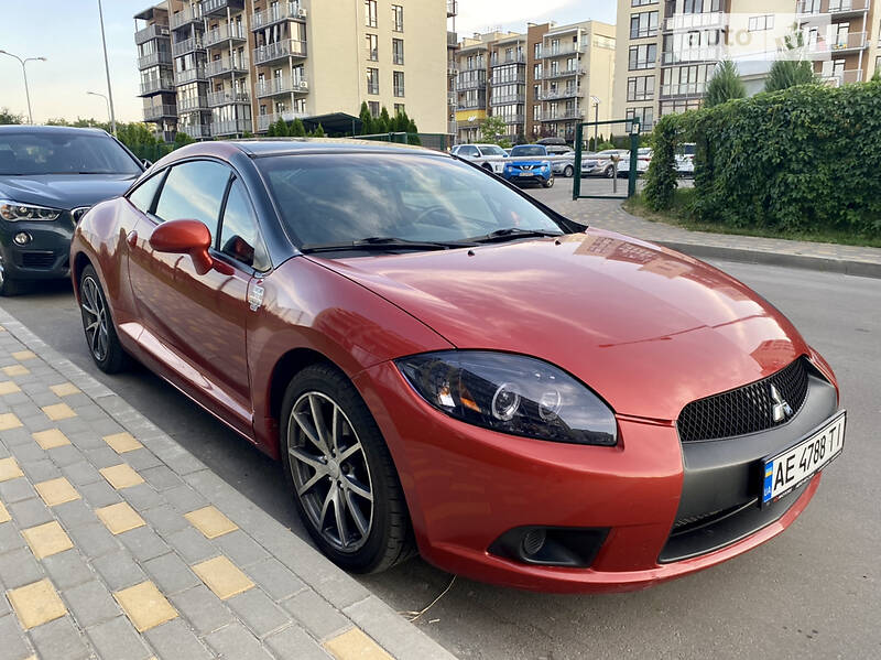 Купе Mitsubishi Eclipse 2010 в Киеве