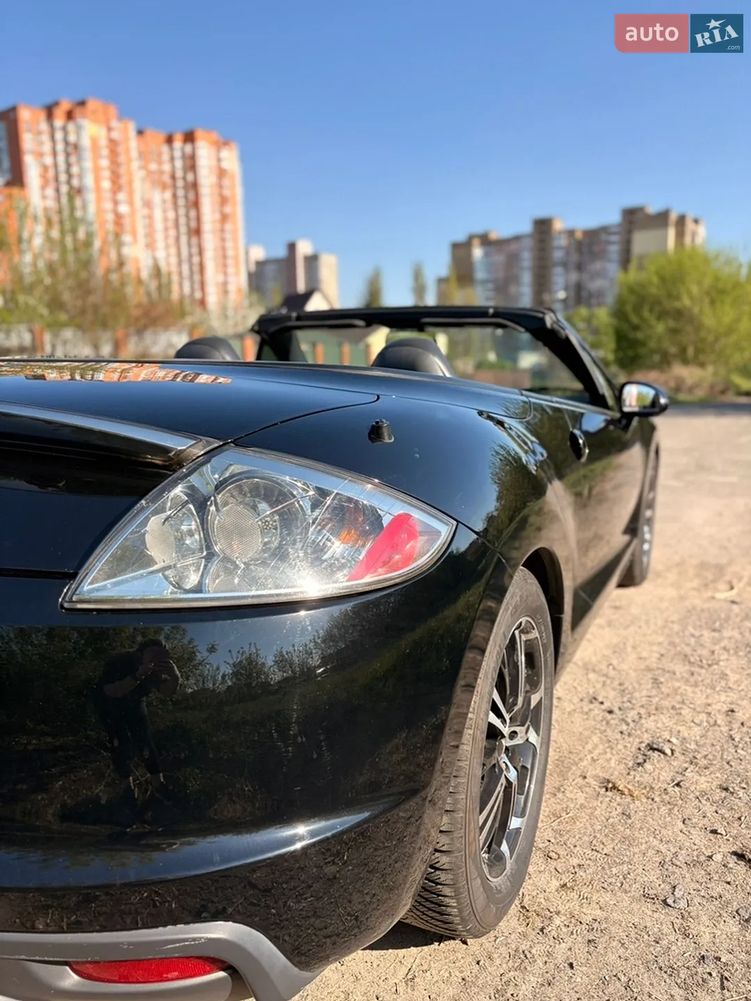 2010 Mitsubishi Eclipse - мініатюра 23