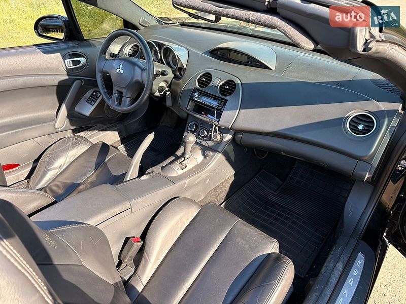 Кабриолет Mitsubishi Eclipse 2010 в Киеве