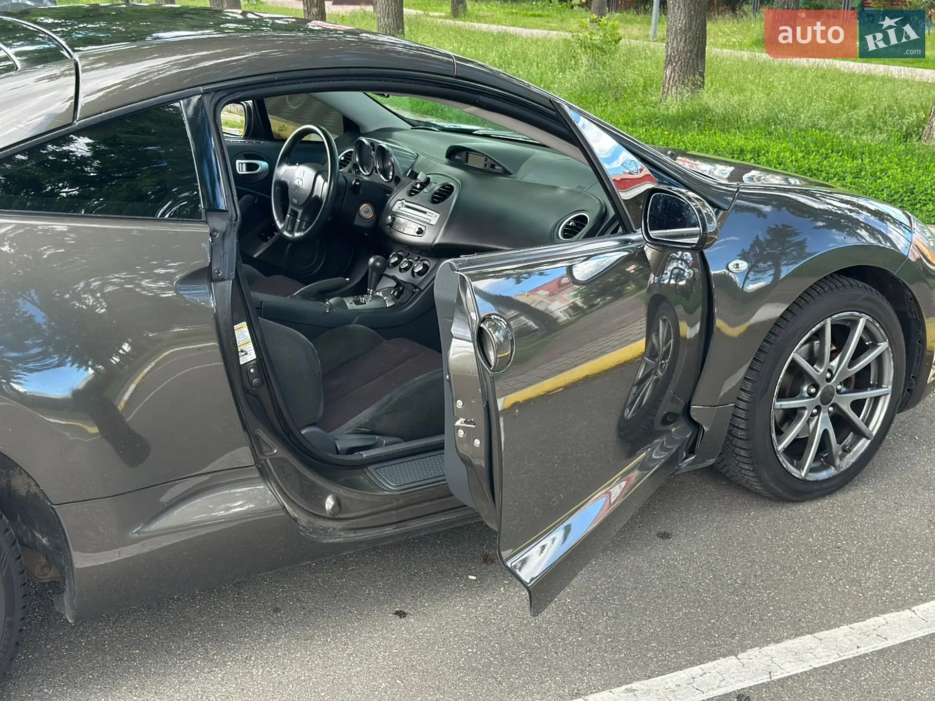 2011 Mitsubishi Eclipse - мініатюра 15