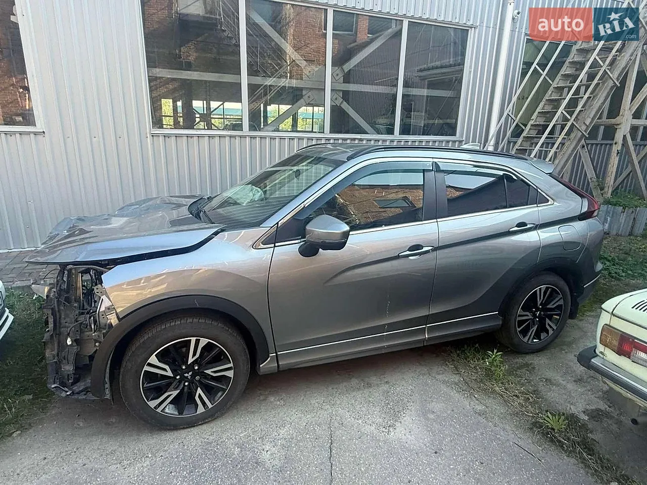 2021 Mitsubishi Eclipse Cross - мініатюра 10
