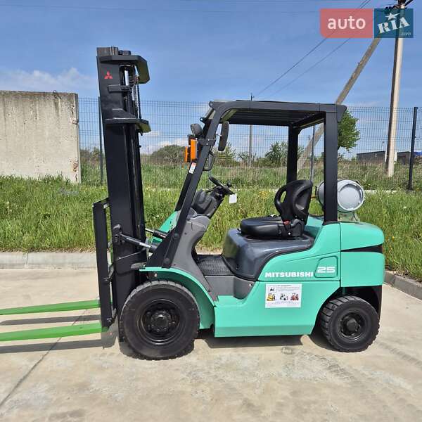 Mitsubishi FG 2006