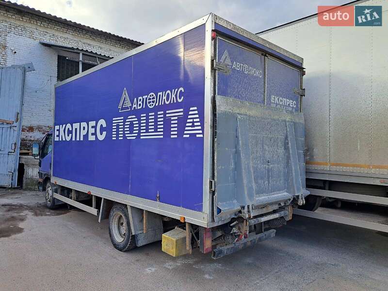 Грузовой фургон Mitsubishi Fuso Canter 2004 в Львове