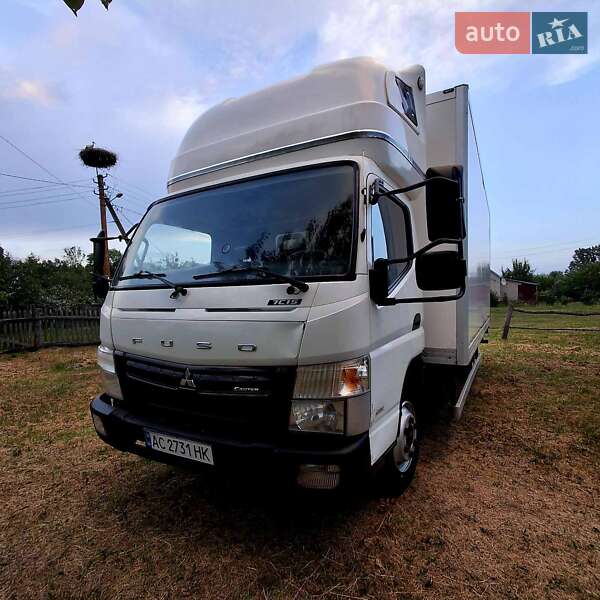 Грузовой фургон Mitsubishi Fuso Canter 2016 в Луцке