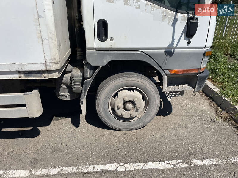 Грузовой фургон Mitsubishi Fuso Canter 1999 в Николаеве