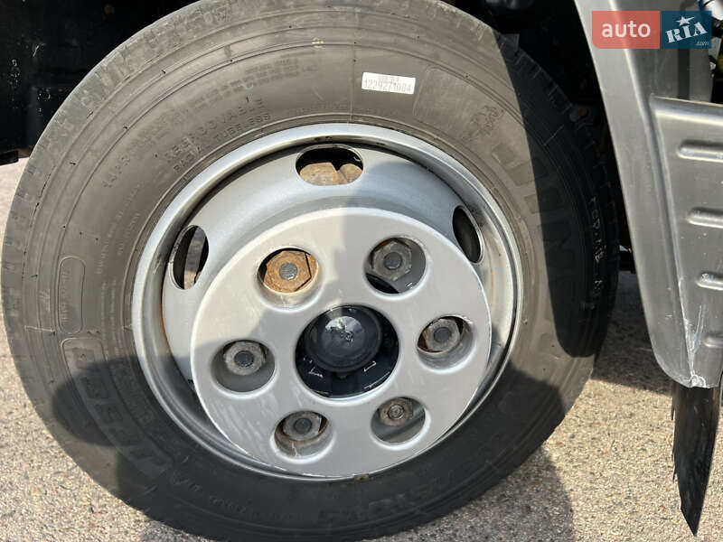 Грузовой фургон Mitsubishi Fuso Canter 2015 в Ковеле