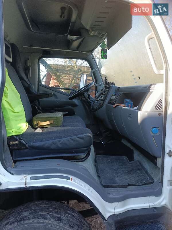 Тентованый Mitsubishi Fuso Canter 2006 в Мостиске