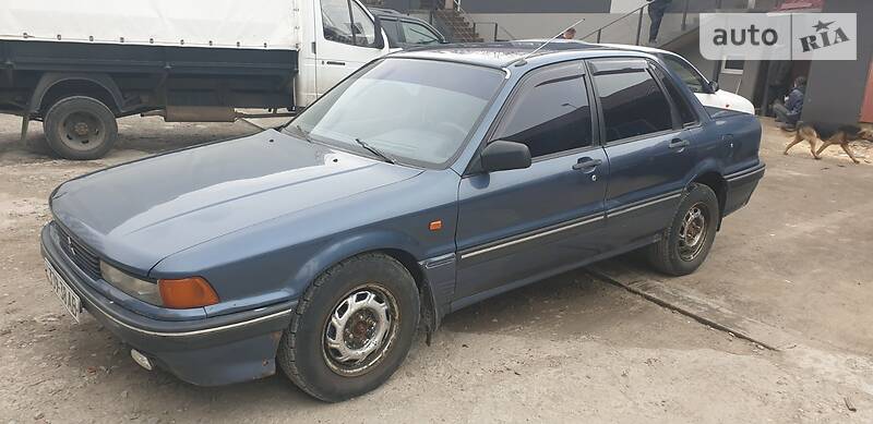 Седан Mitsubishi Galant 1991 в 