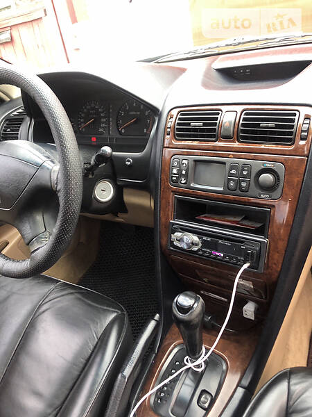 Седан Mitsubishi Galant 1997 в Чернігові