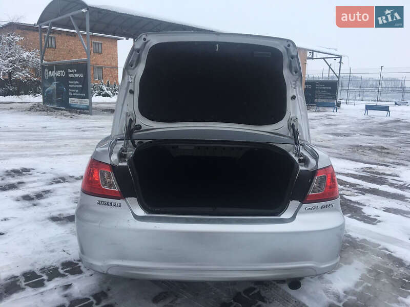 Седан Mitsubishi Galant 2008 в Чернівцях