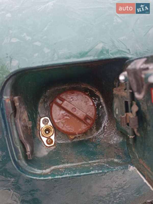 Седан Mitsubishi Galant 1996 в Первомайске