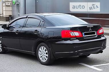 Седан Mitsubishi Galant 2009 в Киеве