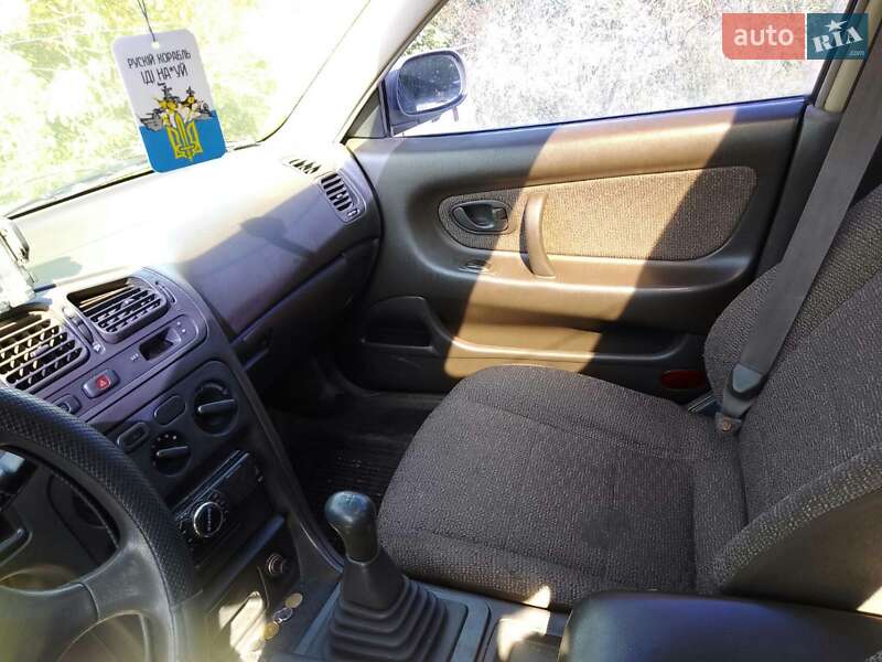 Седан Mitsubishi Galant 1993 в Теплодаре