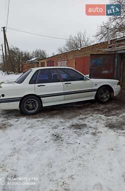 Седан Mitsubishi Galant 1988 в Александрие