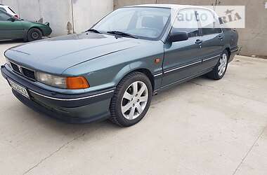Хэтчбек Mitsubishi Galant 1989 в 