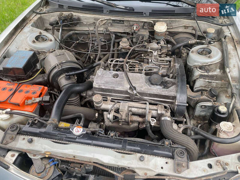 Седан Mitsubishi Galant 1995 в Одесі