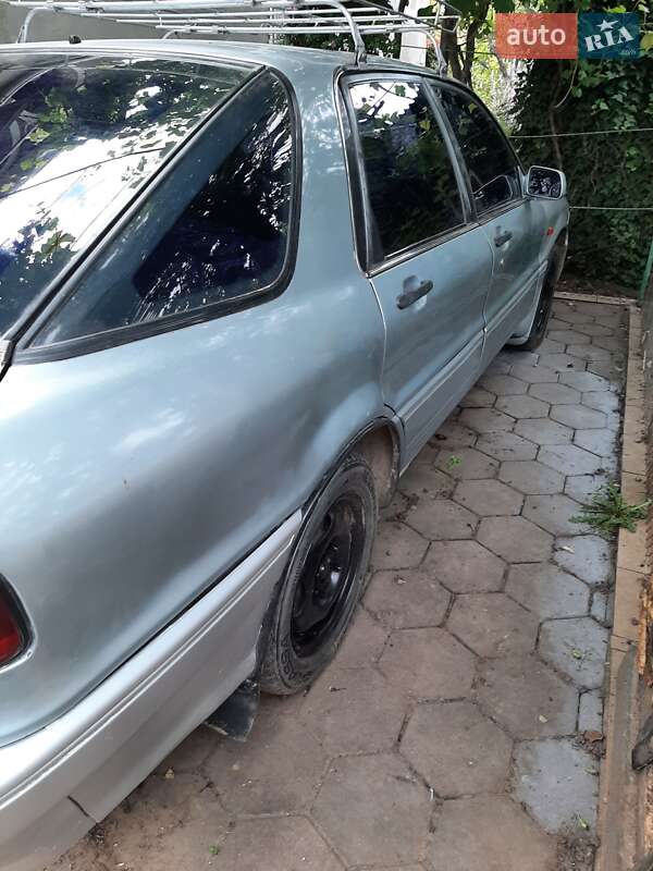 Лифтбек Mitsubishi Galant 1991 в Одессе