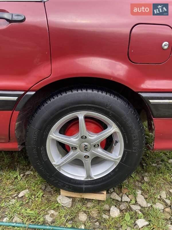 Седан Mitsubishi Galant 1990 в Верховині