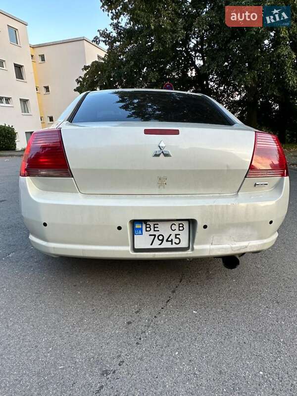 Седан Mitsubishi Galant 2004 в Миколаєві