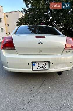 Седан Mitsubishi Galant 2004 в 