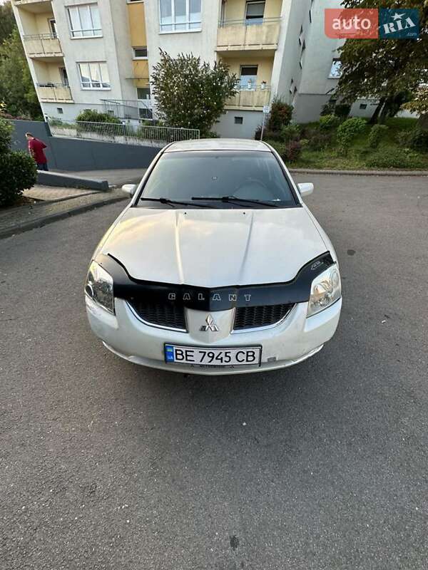 Седан Mitsubishi Galant 2004 в Миколаєві