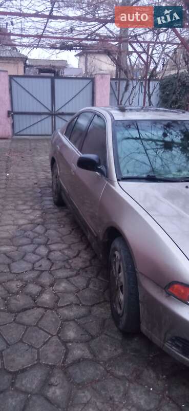 Седан Mitsubishi Galant 2002 в Измаиле
