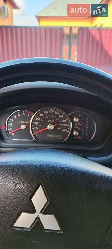 Седан Mitsubishi Galant 2008 в Виноградові