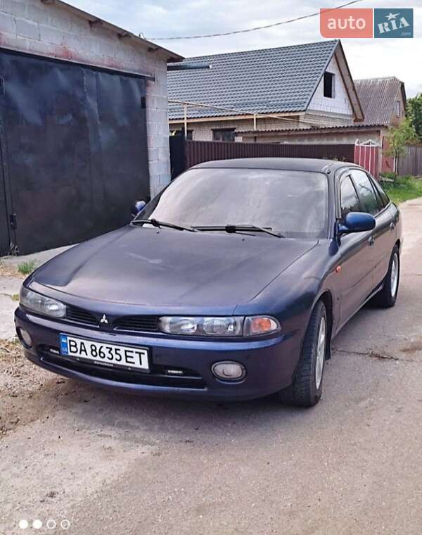 Седан Mitsubishi Galant 1995 в Кропивницком