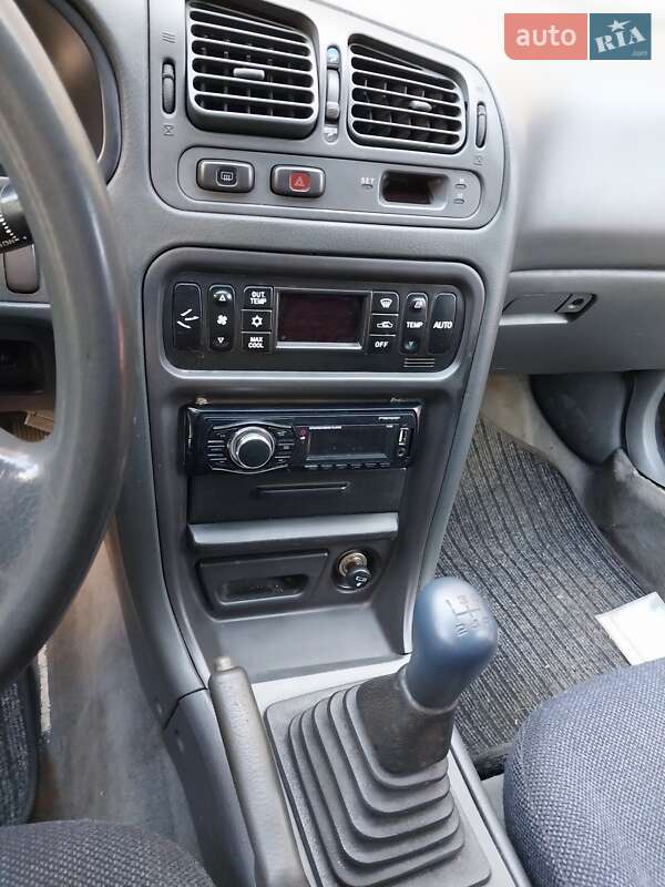 Седан Mitsubishi Galant 1994 в Киеве фото 4 Седан Mitsubishi Galant 1994 в Киеве