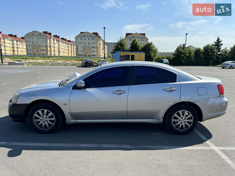 Седан Mitsubishi Galant 2008 в Киеве