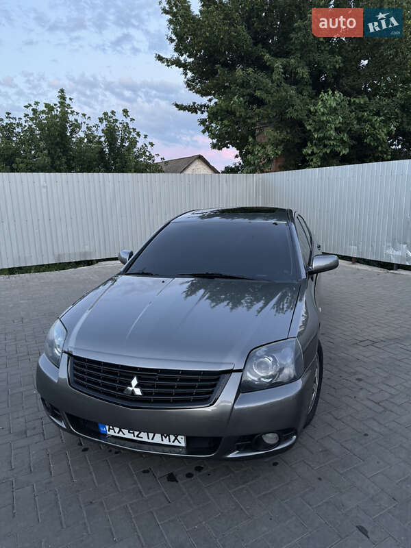 Седан Mitsubishi Galant 2008 в Никополе