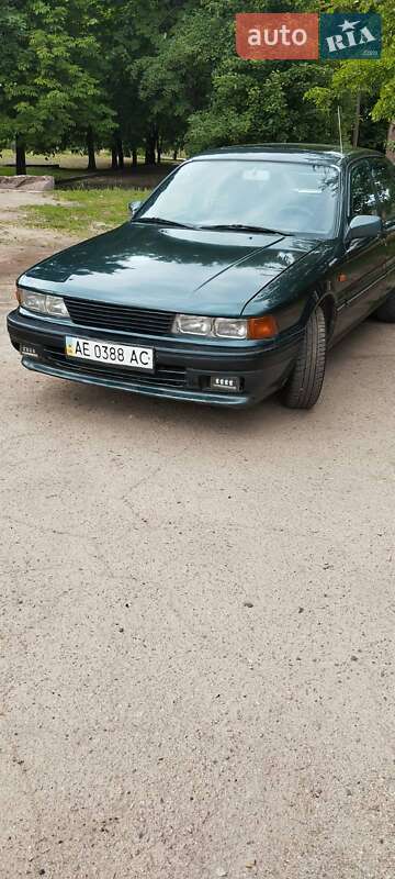 Лифтбек Mitsubishi Galant 1991 в Кривом Роге