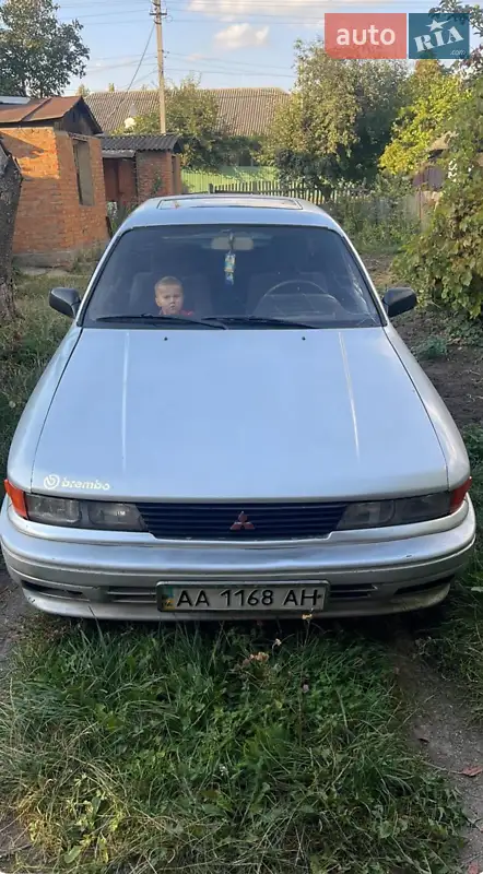 Седан Mitsubishi Galant 1993 в 