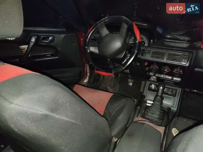 Седан Mitsubishi Galant 1989 в Житомире