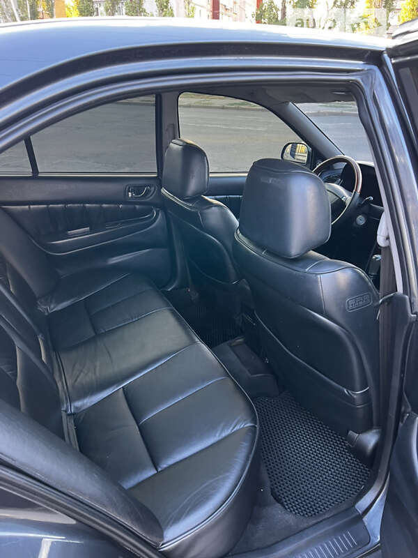 Седан Mitsubishi Galant 1999 в Николаеве
