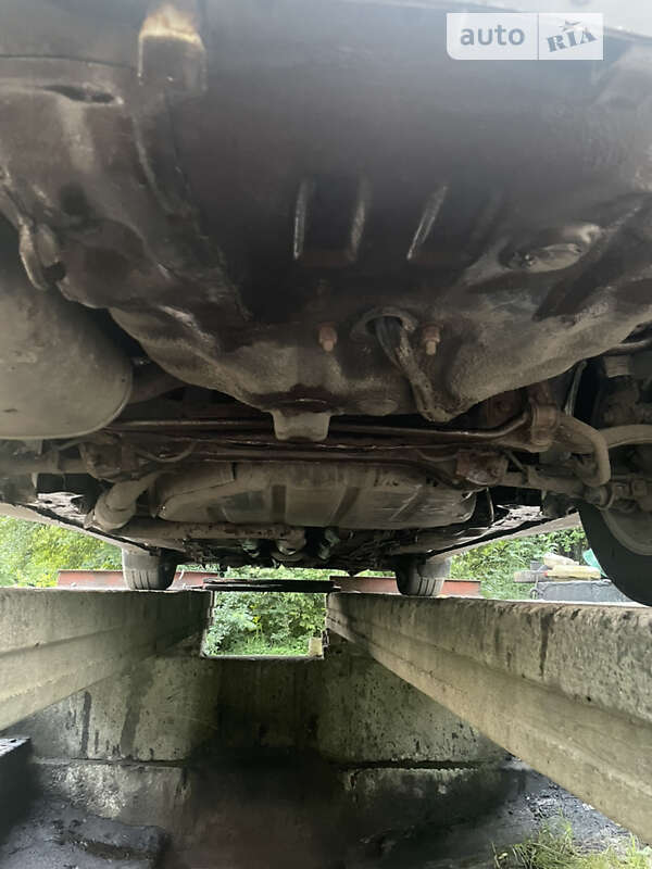 Седан Mitsubishi Galant 1998 в Львове