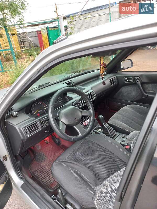 Седан Mitsubishi Galant 1990 в Черноморске