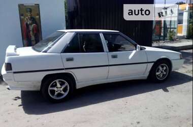 Седан Mitsubishi Galant 1986 в Дніпрі