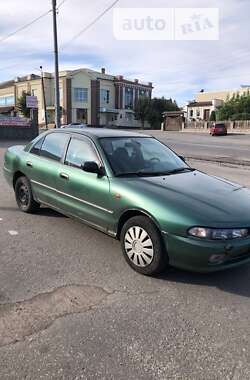 Седан Mitsubishi Galant 1996 в Калиновке