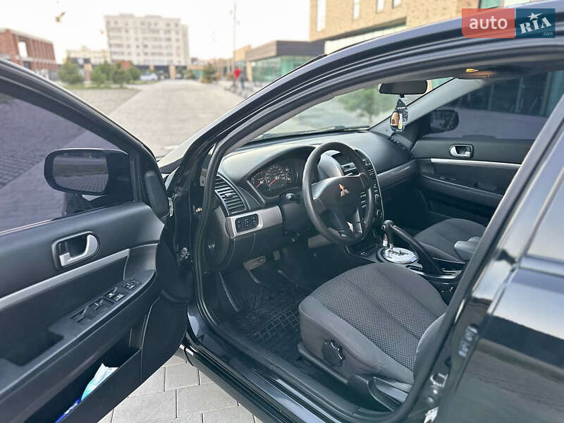 Седан Mitsubishi Galant 2007 в Хмельницком