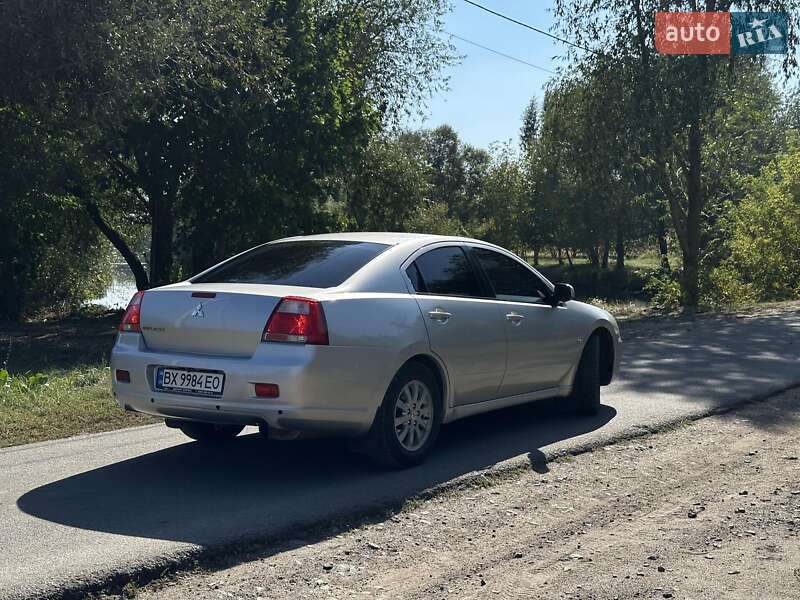 Седан Mitsubishi Galant 2007 в Хмельницком