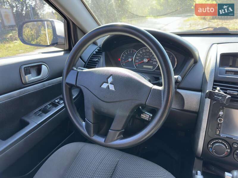 Седан Mitsubishi Galant 2007 в Хмельницком