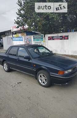 Седан Mitsubishi Galant 1990 в Києві