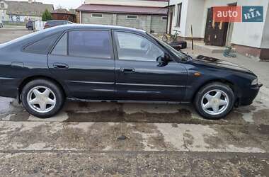 Лифтбек Mitsubishi Galant 1993 в 