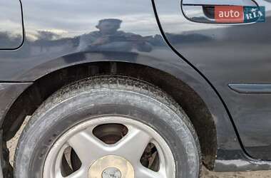 Лифтбек Mitsubishi Galant 1993 в 
